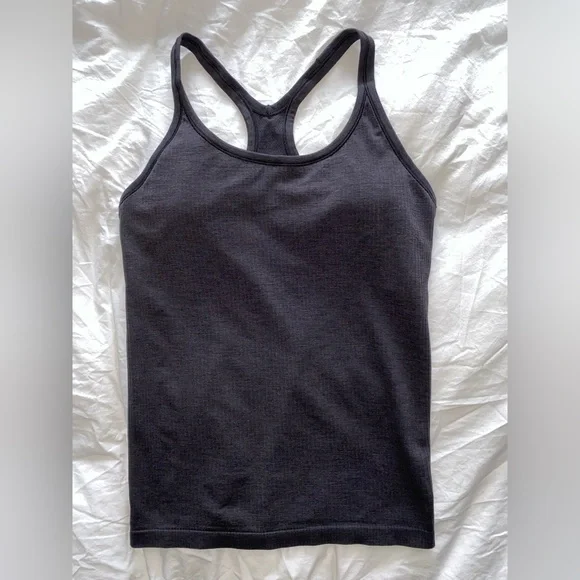 Lululemon Ebb to Street Tank Top B/C Cup Size 10 Black - Picture 2 of 6